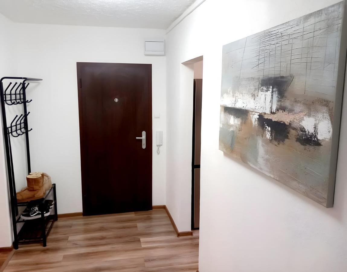 Stylovy Apartman V Samorine ภายนอก รูปภาพ